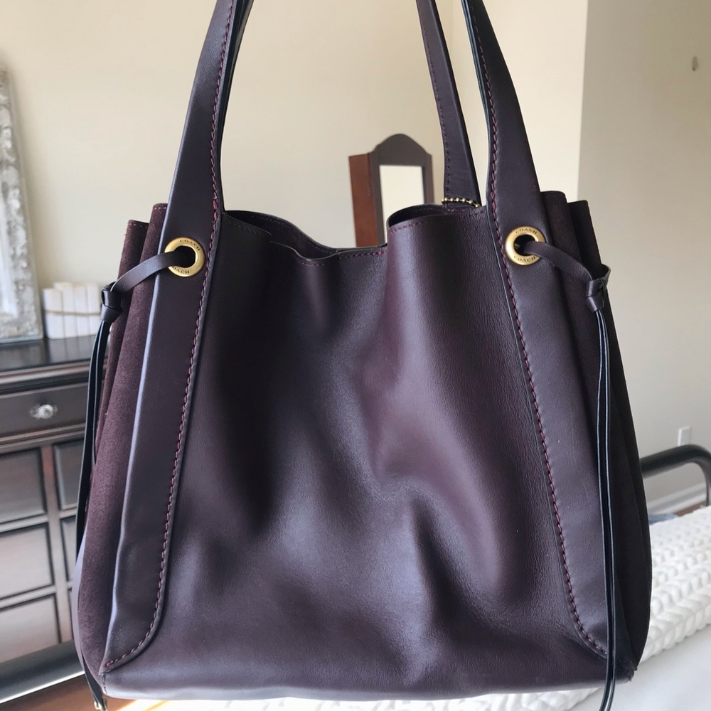 Coach 1941 Harmony Burgundy Oxblood Hobo with Gold Hardware & Rogue Hangtag - Picture 6 of 14